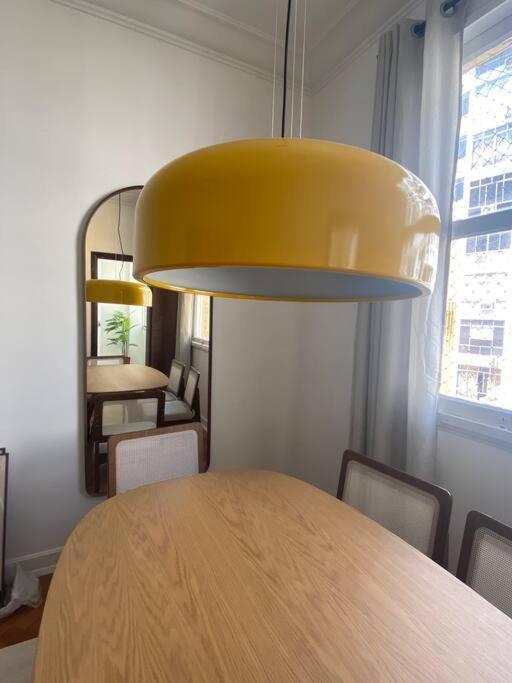 Apartamento Lindo A 200 Metros Da De Copacabana, Portaria 24h Rio de Janeiro